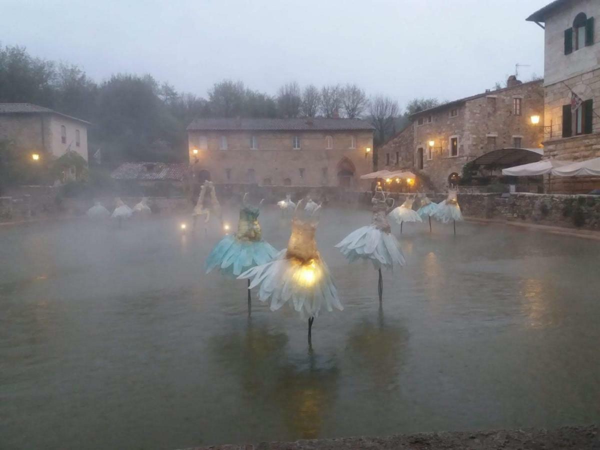 Vila Agriturismo La Poderina Bagno Vignoni Exteriér fotografie